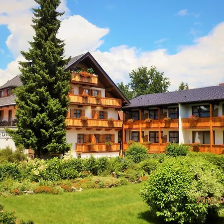 Hotel Leonhardihof 3*