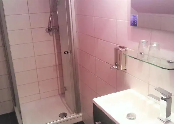 Hotel Leonhardihof 3*